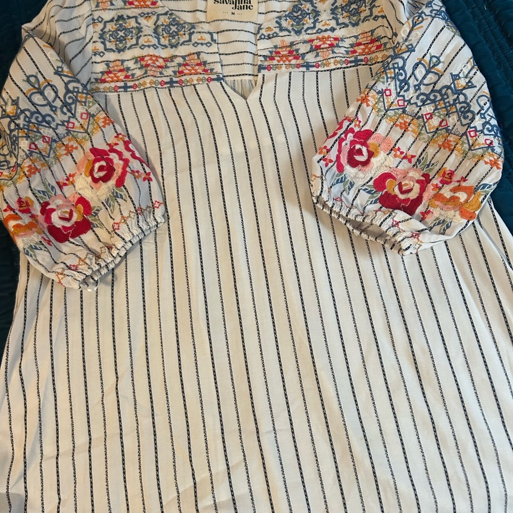 Savanna Jane Cream and Multicolor Embroidered Blouse
